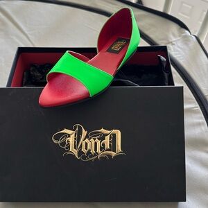 Von D shoes “Lizzy” flats in slime green size 5.5
